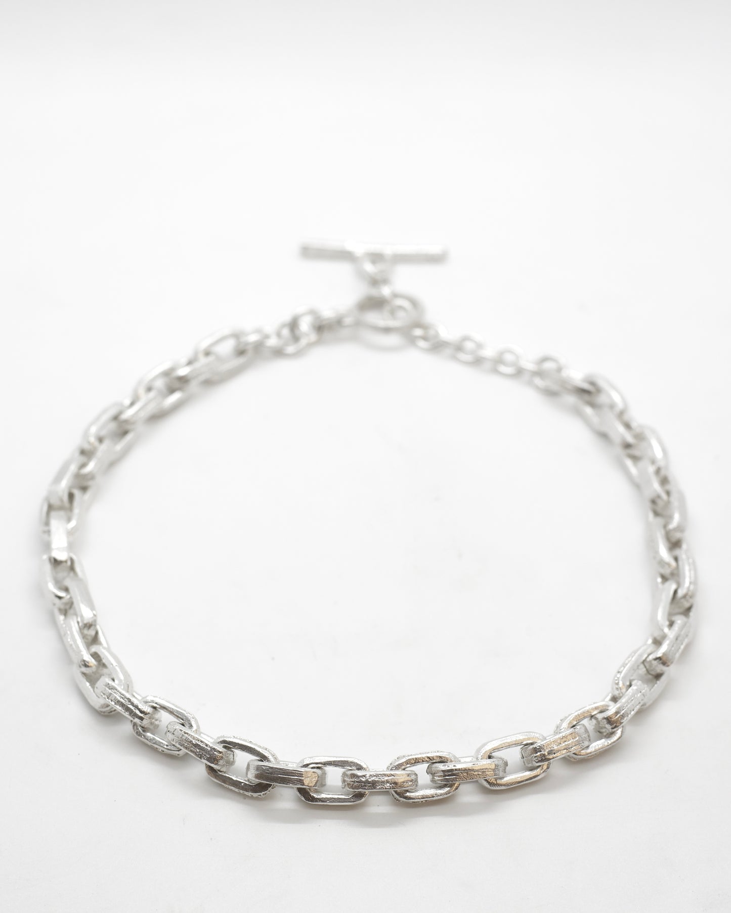 PLAIN NECKLACE