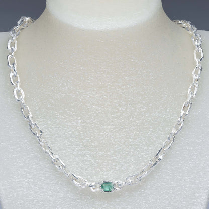 CRUSTY NECKLACE W. EMERALD