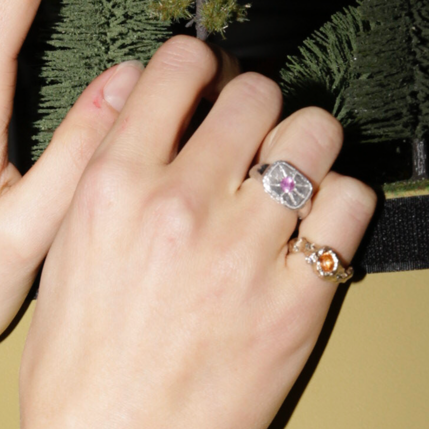 PAWNSTAR FROST SAPPHIRE