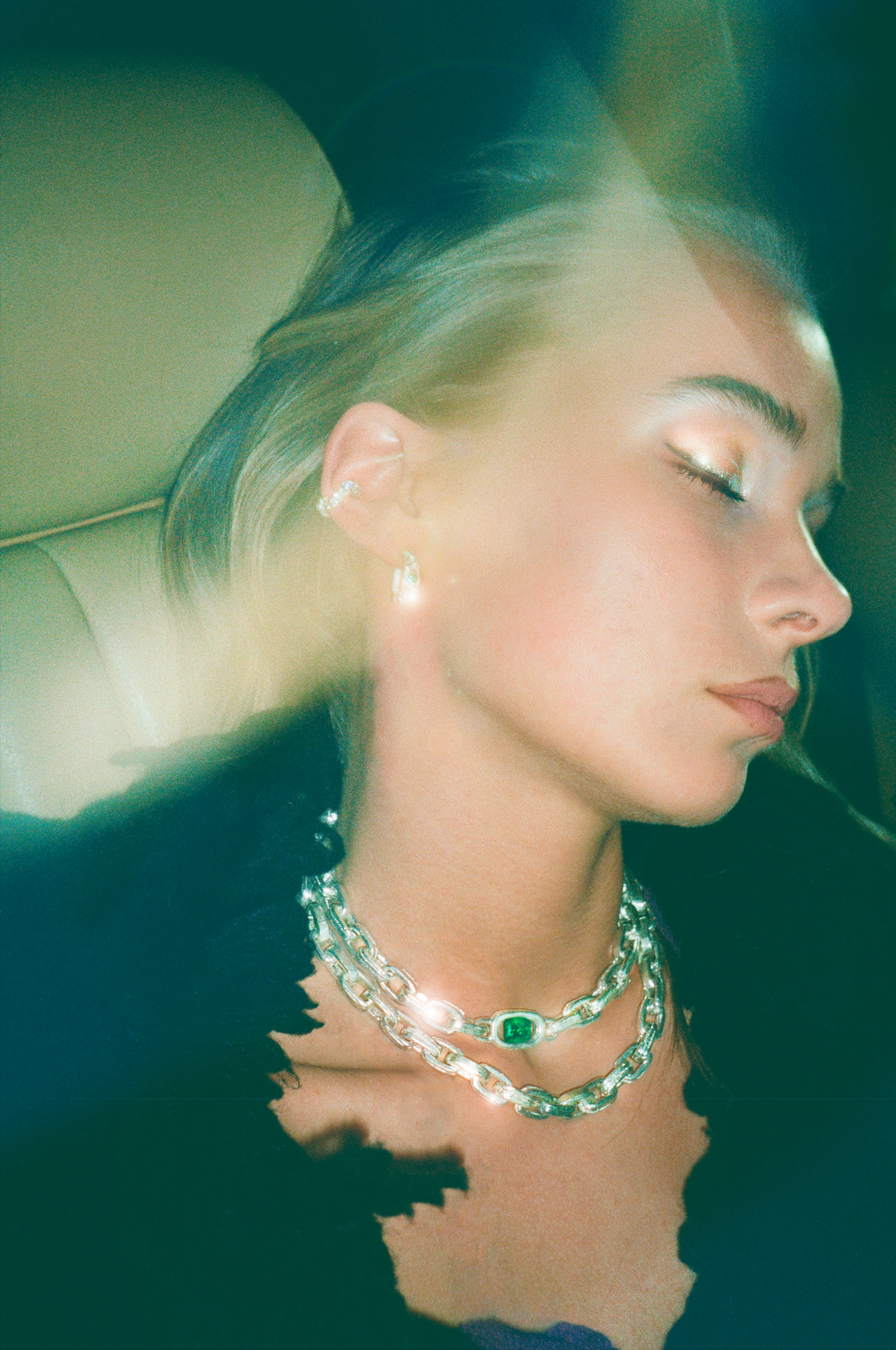 NEBULA CHAIN - EMERALD